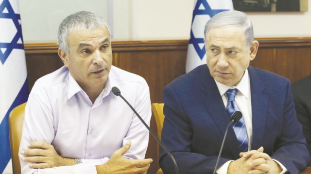 בנימין נתניהו, משה כחלון (צילום: מרק ישראל סלם)