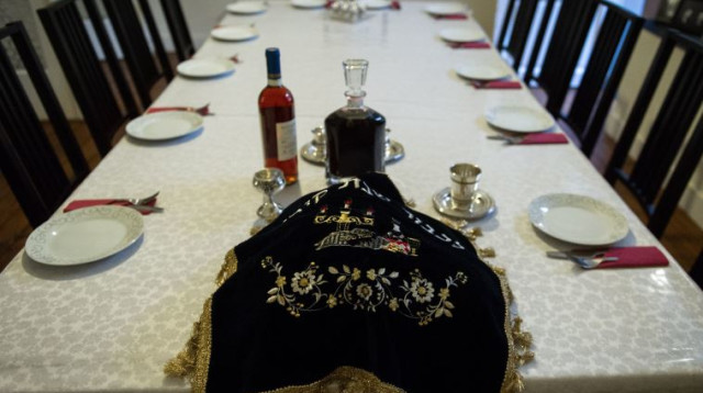 שולחן שבת  (צילום: פלאש 90)