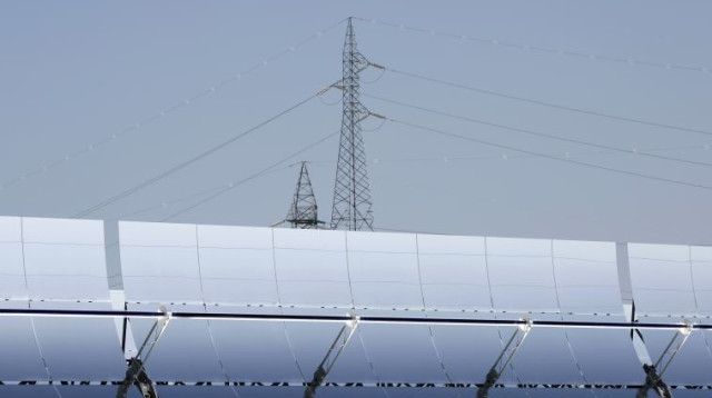 אנרגיה סולארית (צילום: רויטרס)