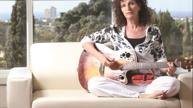 אסתר שמיר (צילום: מירי צחי)