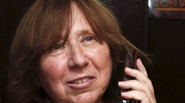 הסופרת סבטלנה אלכסייביץ' (צילום: רויטרס)