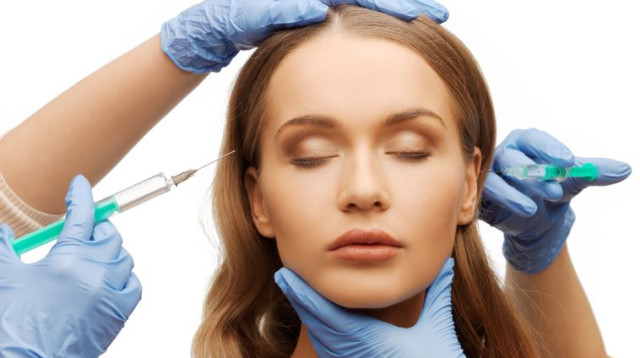 מילוי קמטים (צילום: אינגאימג')