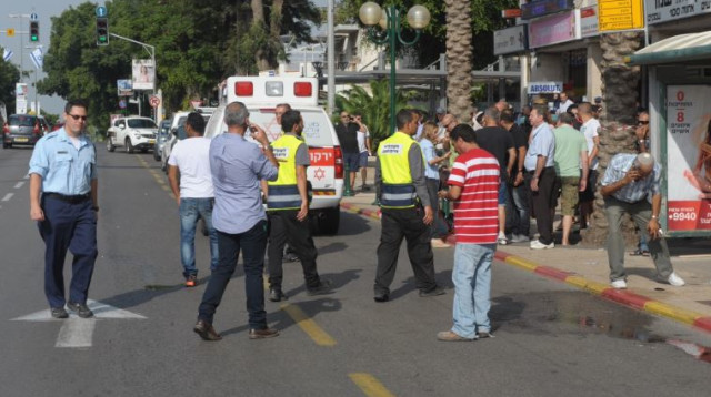 זירת הפיגוע ברעננה (צילום: אבשלום לוי)