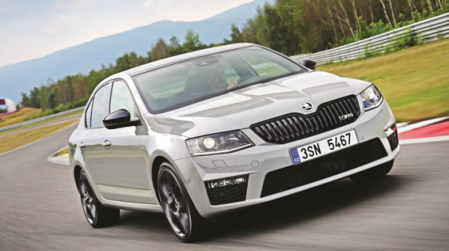 סקודה אוקטביה RS 230 (צילום: יח"צ)