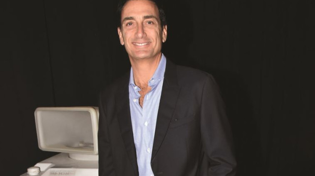 מתיו ברונפמן, הלאונג' (צילום: שוקה כהן)