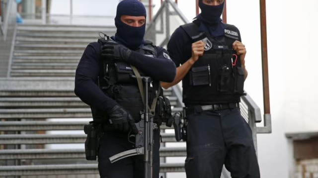 כוחות מיוחדים של משטרת גרמניה (צילום: רויטרס)