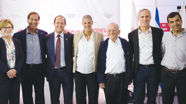 אמנון שעשוע, אבי דומב, עוזי וכסלר, שלומציון לולו, ניר ברקת, אמיר אלשטיין, מקסין פסברג, הלאונג' (צילום: חנן בר אסולין)