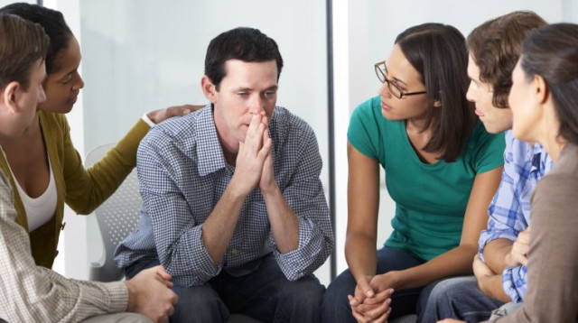 קבוצת תמיכה (צילום: אינגאימג)