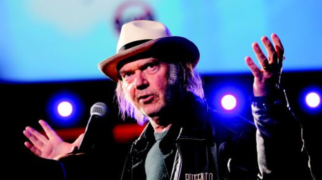 ניל יאנג  (צילום: רויטרס)