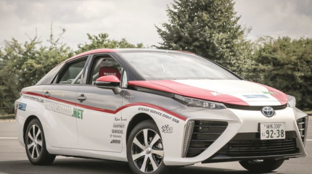 מכונית המימן מדגם "מיראי" של טויוטה (צילום: יח"צ)