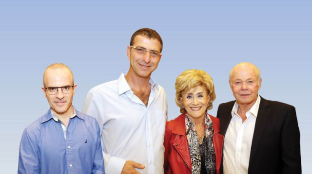 גבי לסט, מרים זוהר, זליג רבינוביץ, דיויד גילה, הלאונג' (צילום: איציק בירן)