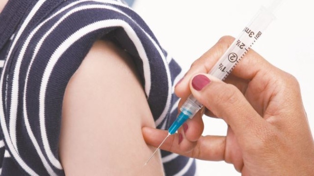 זריקה (צילום: אינגאימג)