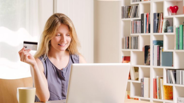 קניות ברשת, סייבר מאנדיי, קניות באינטרנט (צילום: ingimage/ASAP)