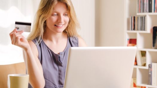 קניות ברשת, סייבר מאנדיי, קניות באינטרנט (צילום: ingimage/ASAP)