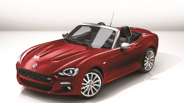 פיאט 124 ספיידר (צילום: יח"צ)