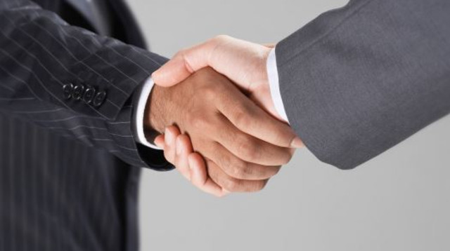 לחיצת יד, אילוסטרציה (צילום: אינגאימג)