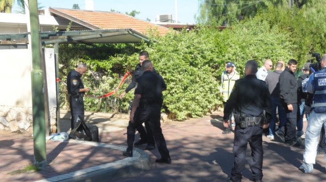 בית משפחת גרנות, בו, על פי החשד, רצח הבעל את אשתו (צילום: %אבשלום ששוני%)