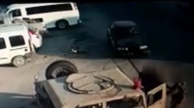 תיעוד פיגוע הדריסה בבית אריה, שומרון (צילום: מצלמות אבטחה)