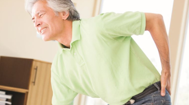 כאבי גב (צילום: אינגאימג)