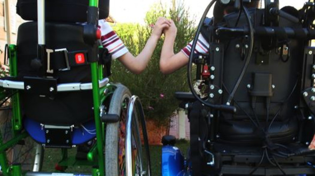 ילדים בעלי מוגבלות בכסא גלגלים (צילום: מירי צחי)