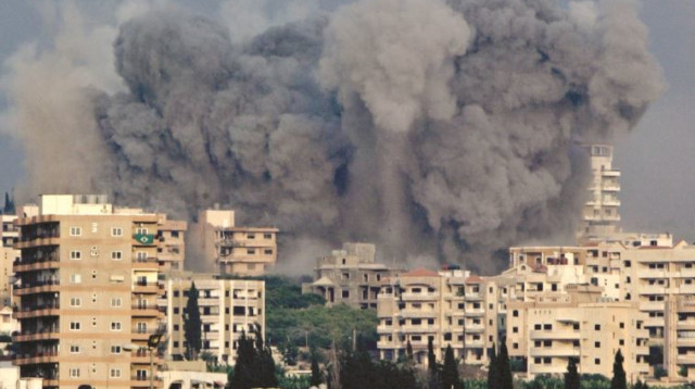 הפצצת חיל האוויר בלבנון במלחמת לבנון השנייה (צילום: רויטרס)