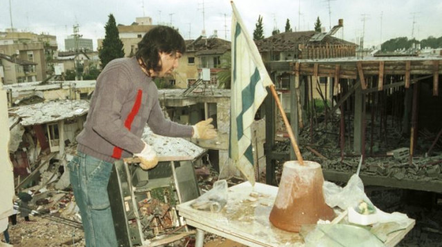 בניין ברמת גן שנפגע בטיל סקאד במלחמת המפרץ (צילום: נתי שוחט, פלאש 90)