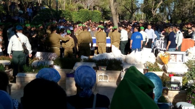 הלווייתו של טוביה ינאי ויסמן ז"ל (צילום: דוברות בנימין)