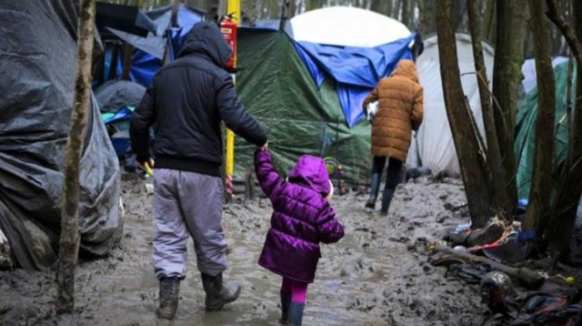 מחנות הפליטים בצרפת (צילום: יח"צ)