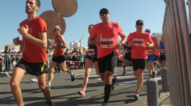 מרתון תל אביב 2016 (צילום: אבשלום ששוני)
