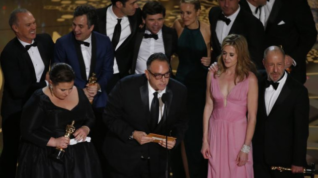 אנשי "ספוטלייט" חוגגים את פרס הסרט הטוב ביותר (צילום: רויטרס)
