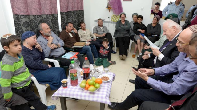 הנשיא ריבלין בביקור ניחומים אצל משפחת אליאב גלמן ז"ל (צילום: מרק ניימן, לע"מ)