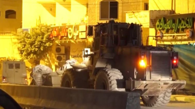 תיעוד פעילות הכוחות במחסום קלנדיה (צילום: דובר צה"ל)