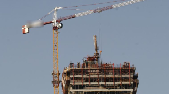 מנוף באתר בנייה, ארכיון (צילום: מרים אלסטר, פלאש 90)