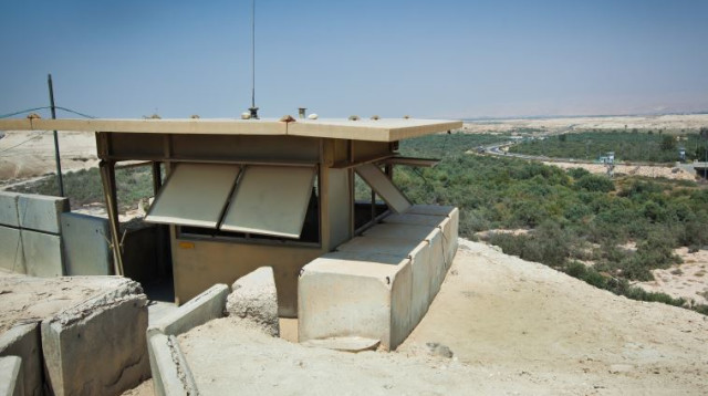 עמדת שמירה, ארכיון (צילום: משה שי, פלאש 90)