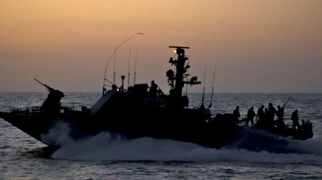 דבורה של חיל הים בלילה (צילום: דובר צה"ל)