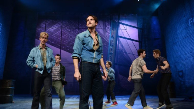 יפתח מזרחי ב"סיפור הפרברים" (צילום: רונן אקרמן)