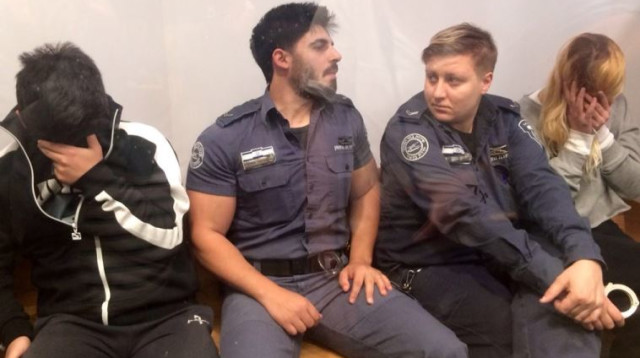 שירי סובול וערן דוד, הנאשמים ברצח הילי סובול, בבית המשפט המחוזי תל אביב (צילום: מור שמעוני)