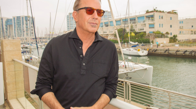 קווין קוסטנר (צילום: רפי דלויה)