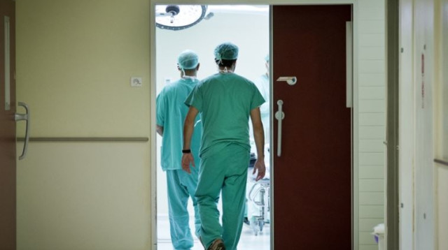 רופא, ארכיון (צילום: משה שי, פלאש 90)