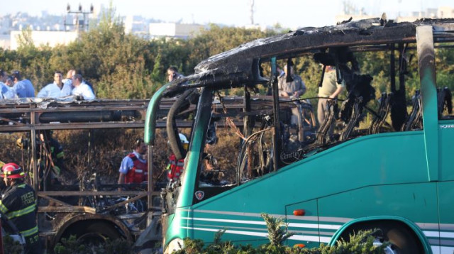 פיצוץ ושריפה באוטובוס בירושלים (צילום: מרק ישראל סלם)