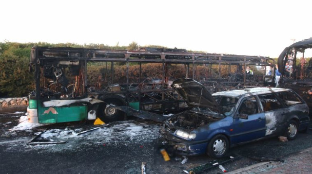 פיצוץ באוטובוס בירושלים (צילום: מרק ישראל סלם)