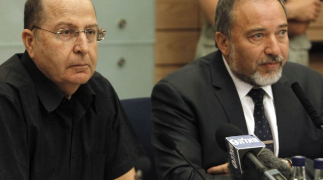 משה יעלון ואביגדור ליברמן (צילום: מרים אלסטר, פלאש 90)