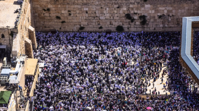 ברכת הכהנים בירושלים, חוה"מ פסח (צילום: יחידה אווירית משטרת ישראל)