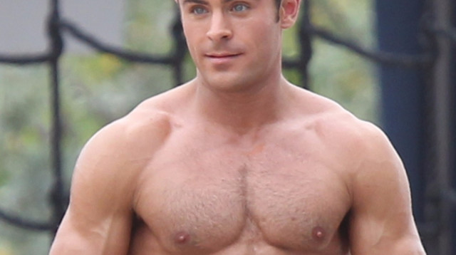 זאק אפרון (צילום: Splashnews)