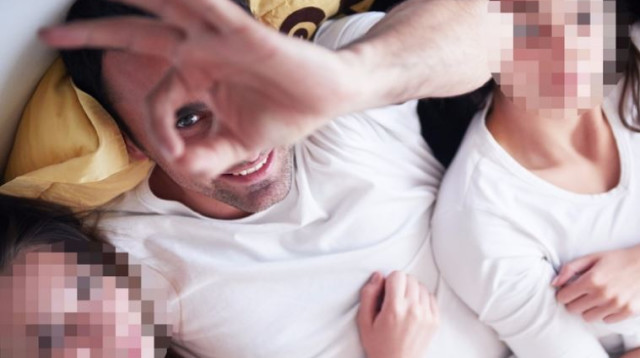 שלישייה במיטה (צילום: אינגאימג)