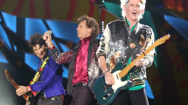 להקת הרולינג סטונס בהופעה  (צילום: רויטרס)