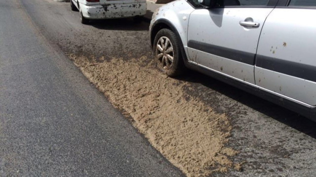 חומר מסוכן נשפך שדרות משה דיין ירושלים (צילום: דוברות כב"ה ירושלים)