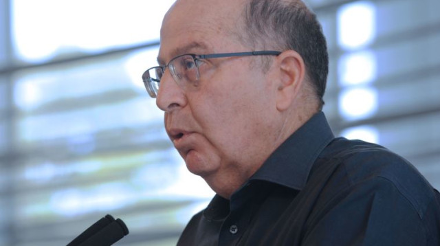 משה (בוגי) יעלון (צילום: אבשלום ששוני)