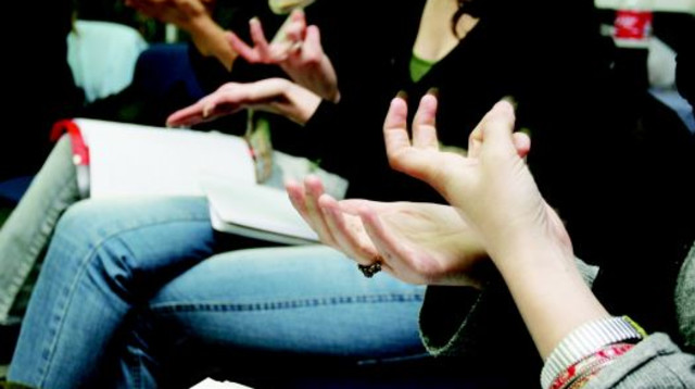 חירשים בכיתה  (צילום: באדיבות המכון לקידום החירש)