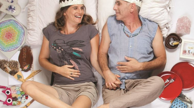 שי אביבי ומיכל ליבידנסקי - "באושר ועושר" (צילום: נעה זני)